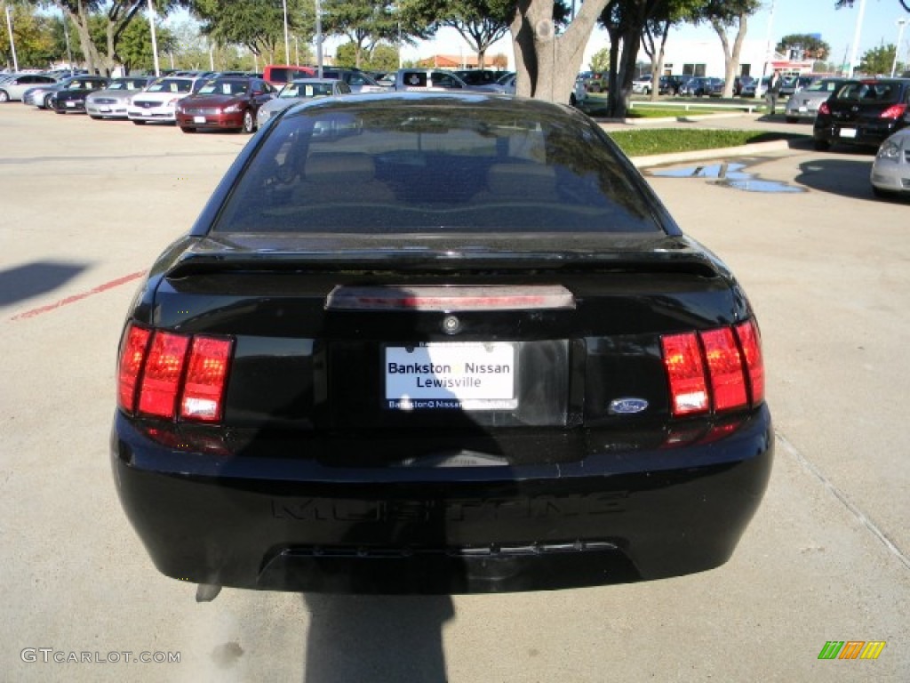 1999 Mustang V6 Coupe - Black / Light Graphite photo #4