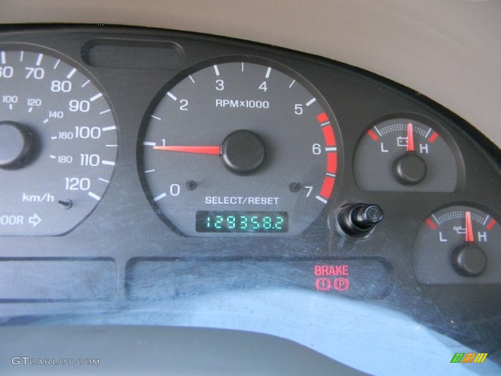 1999 Ford Mustang V6 Coupe Gauges Photos