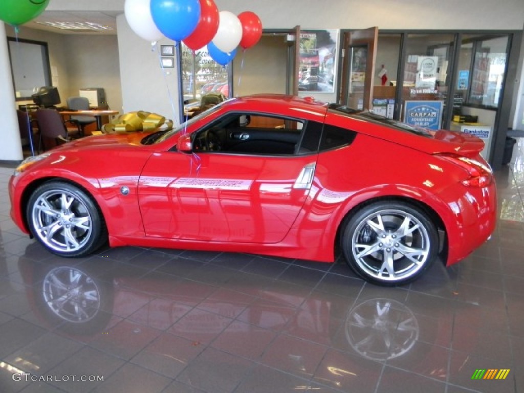 2011 370Z Sport Touring Coupe - Solid Red / Black photo #4