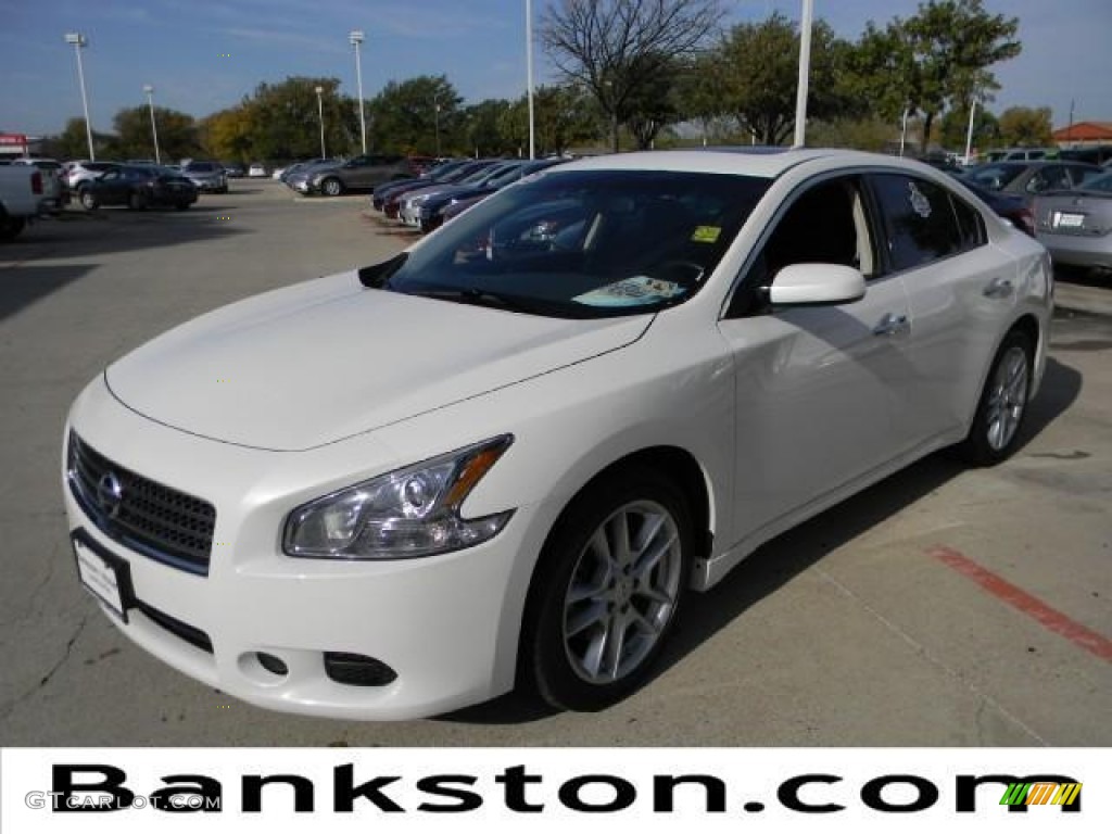 2010 Maxima 3.5 S - Winter Frost White / Charcoal photo #1