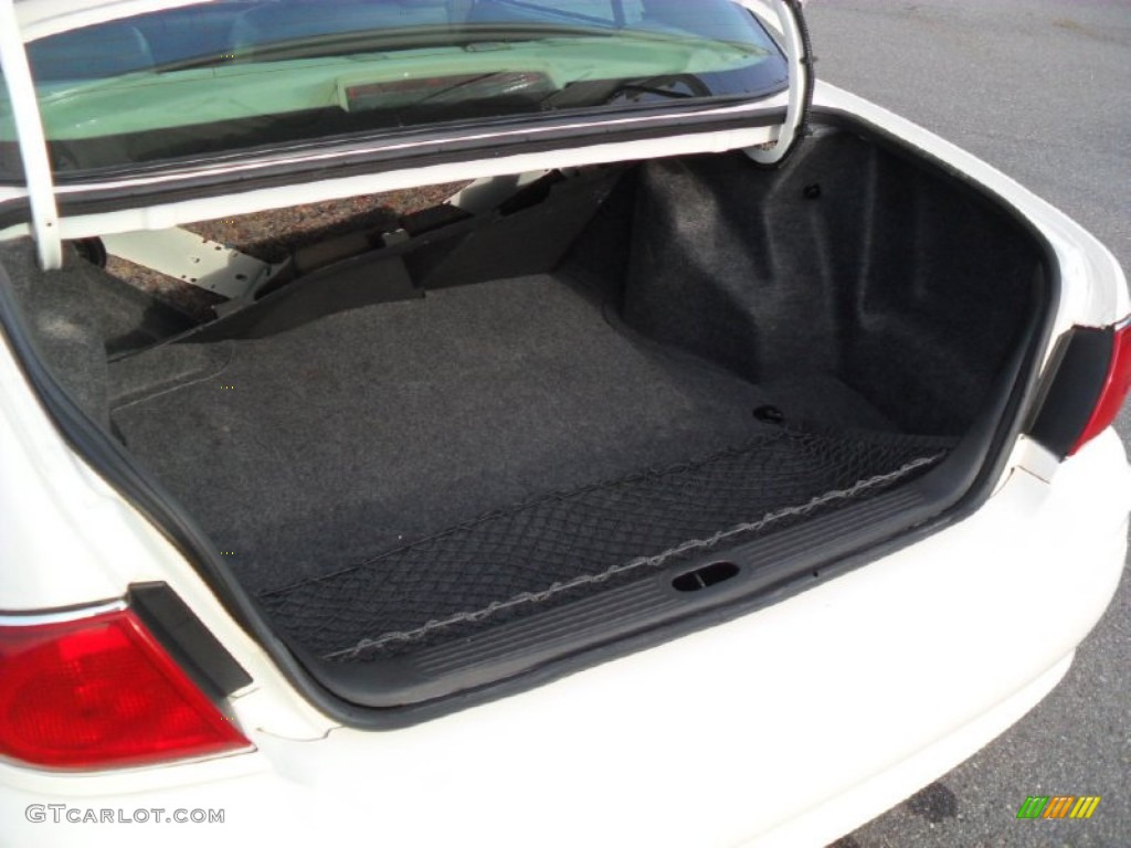 2002 LeSabre Custom - White / Taupe photo #16