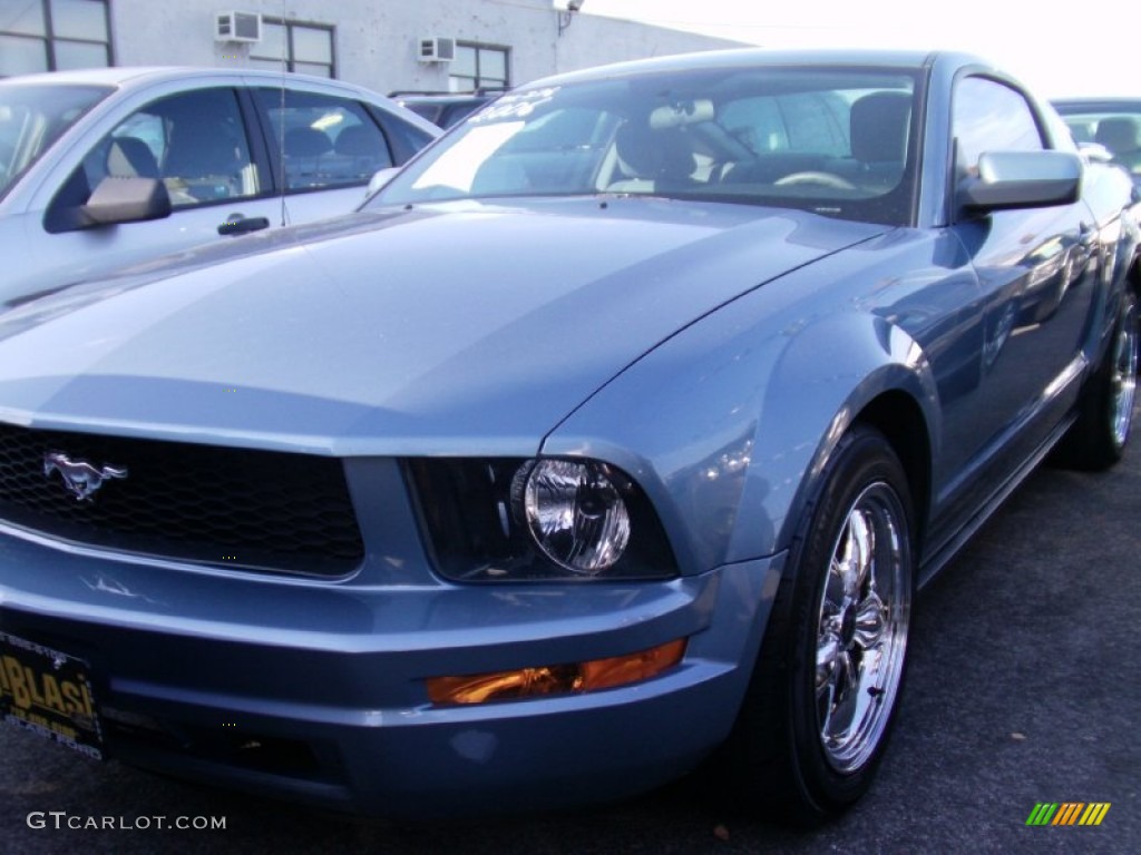 2006 Mustang V6 Premium Coupe - Windveil Blue Metallic / Dark Charcoal photo #1