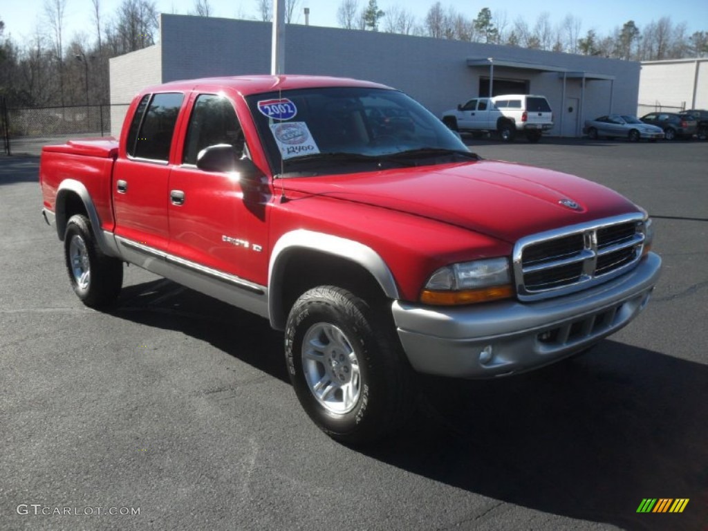 2002 Dakota SLT Quad Cab 4x4 - Flame Red / Dark Slate Gray photo #5