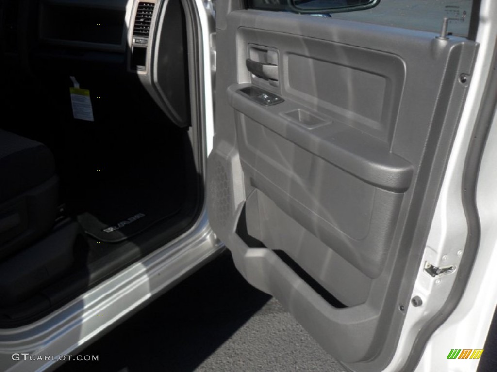 2012 Ram 1500 Express Crew Cab 4x4 - Bright Silver Metallic / Dark Slate Gray/Medium Graystone photo #22