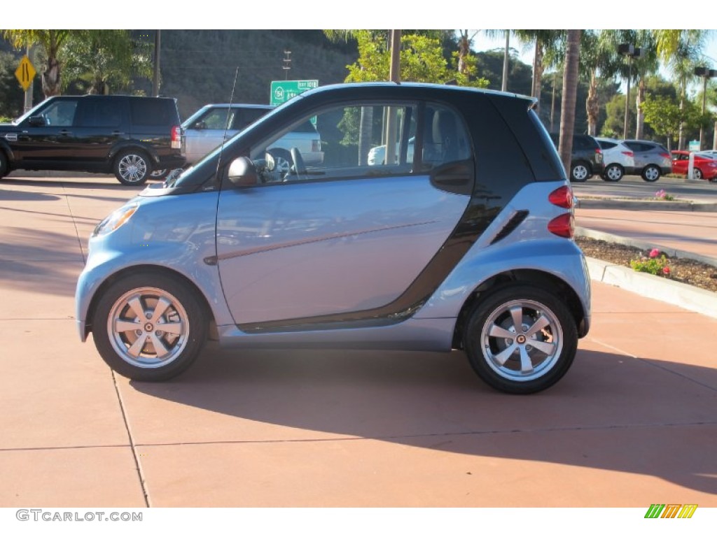 2012 fortwo pure coupe - Light Blue Metallic / Plain Black photo #2