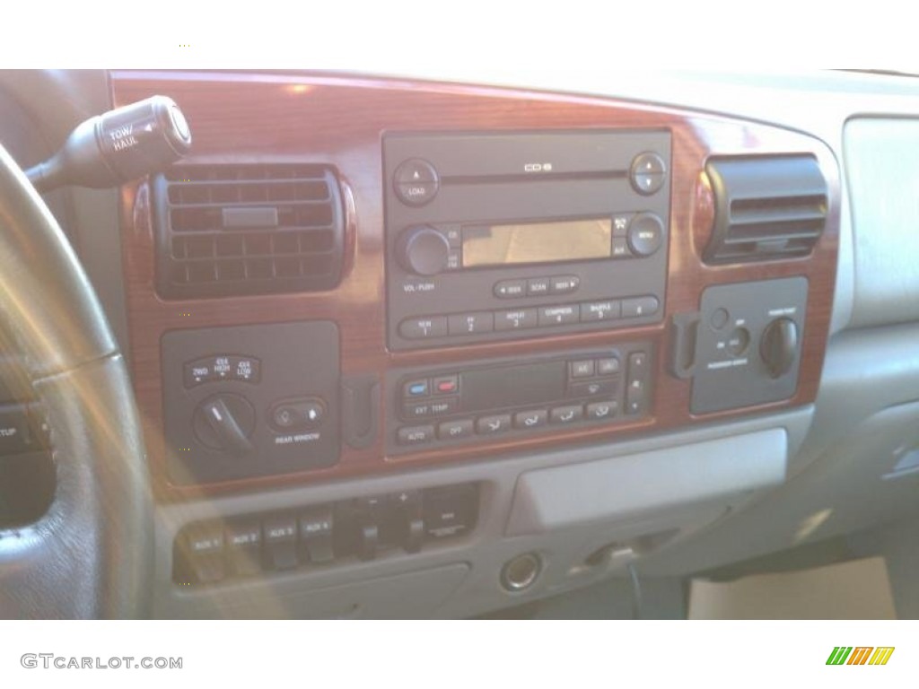 2005 F350 Super Duty Lariat SuperCab 4x4 - Dark Shadow Grey Metallic / Medium Flint photo #6