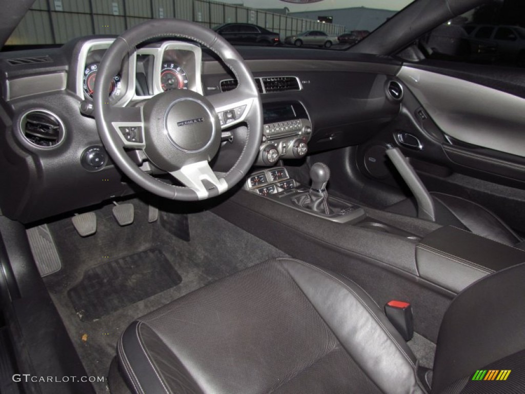 Black Interior 2010 Chevrolet Camaro SS Coupe Photo #57772584