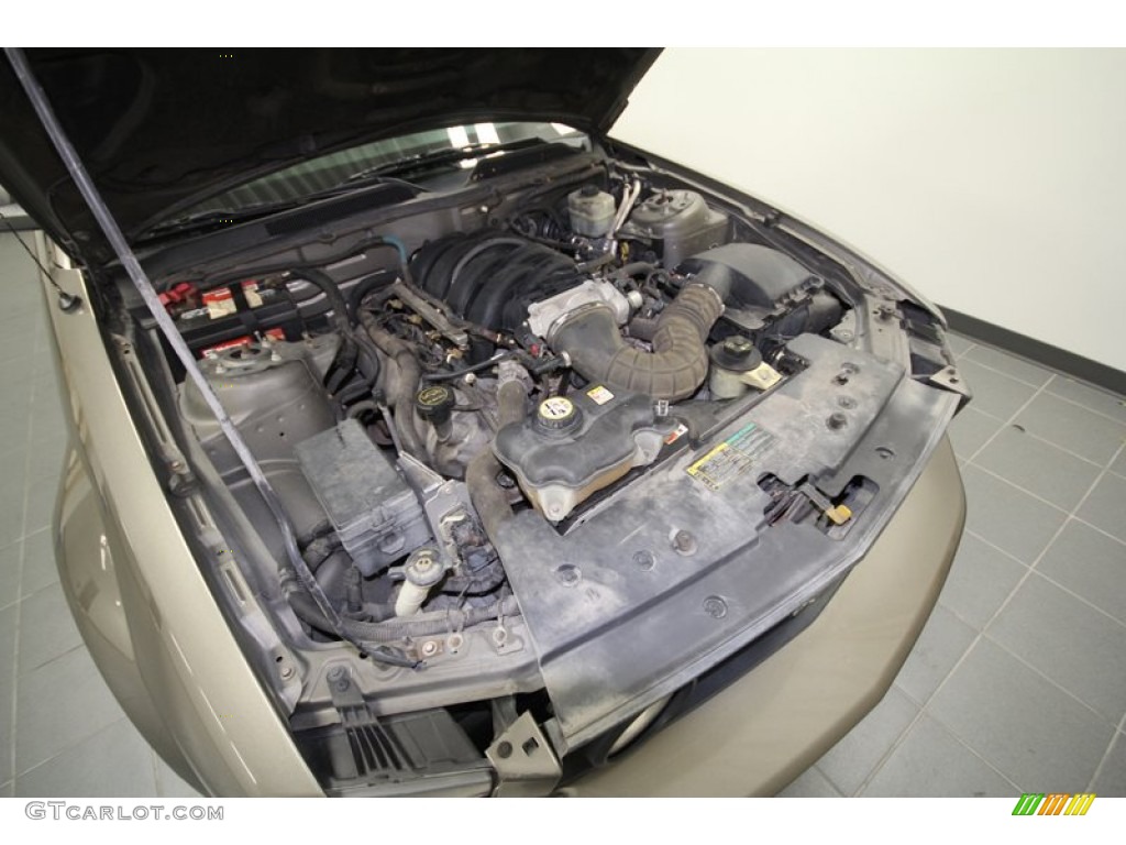 2005 Ford Mustang GT Premium Coupe 4.6 Liter SOHC 24-Valve VVT V8 Engine Photo #57777843