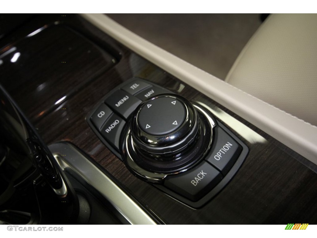 2012 BMW 7 Series 750Li Sedan Controls Photo #57778362