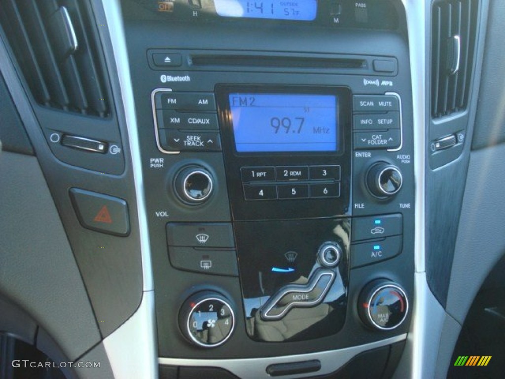 2011 Sonata GLS - Iridescent Silver Blue Metallic / Gray photo #14