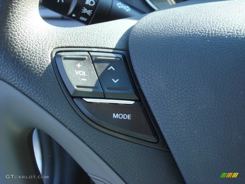 2011 Sonata GLS - Iridescent Silver Blue Metallic / Gray photo #16