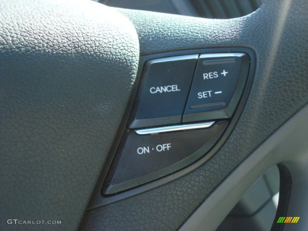 2011 Sonata GLS - Iridescent Silver Blue Metallic / Gray photo #17