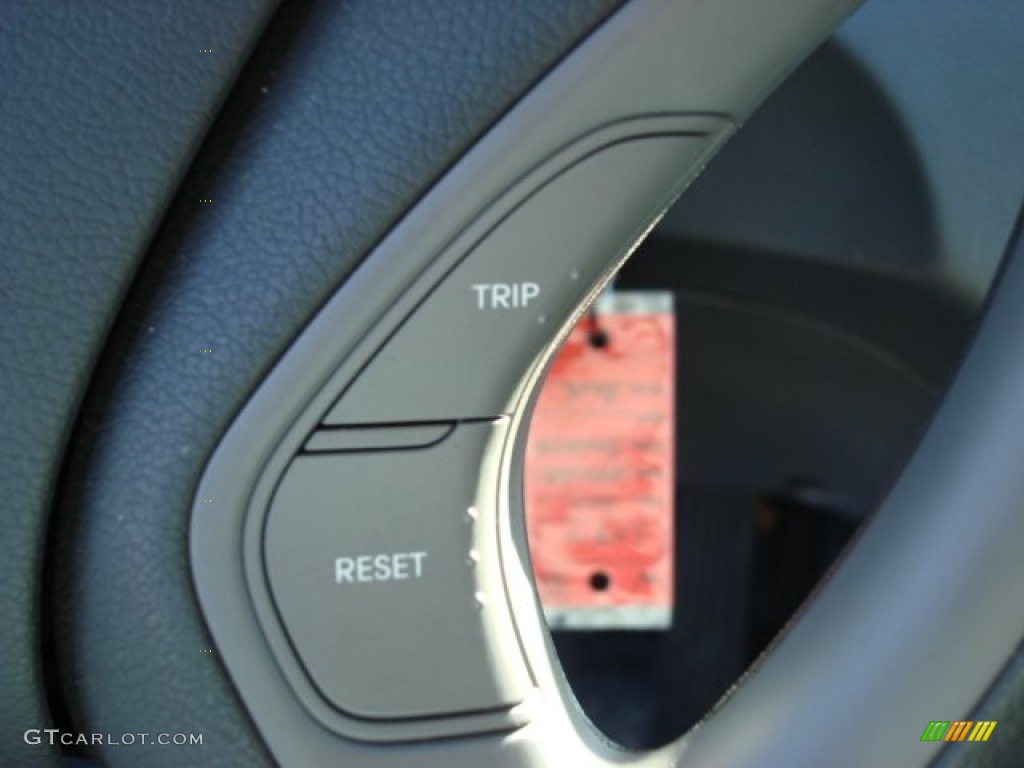 2011 Sonata GLS - Iridescent Silver Blue Metallic / Gray photo #19