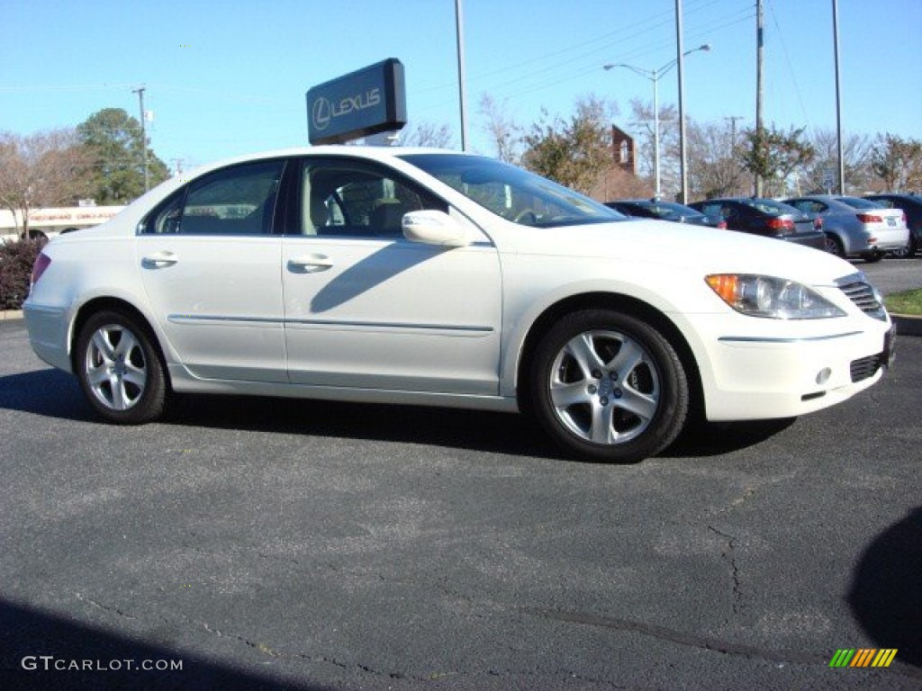 2005 RL 3.5 AWD Sedan - Premium White Pearl / Taupe photo #2