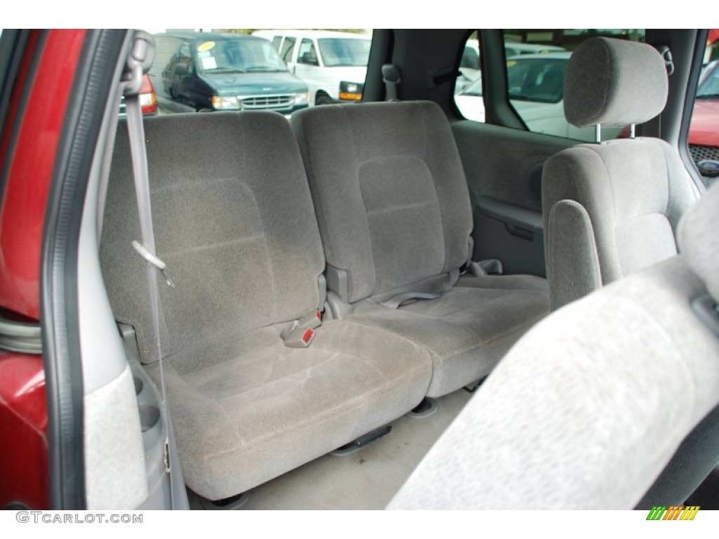 2005 Sedona LX - Ruby Red Metallic / Gray photo #24