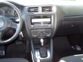 Black - Jetta S Sedan Photo No. 8