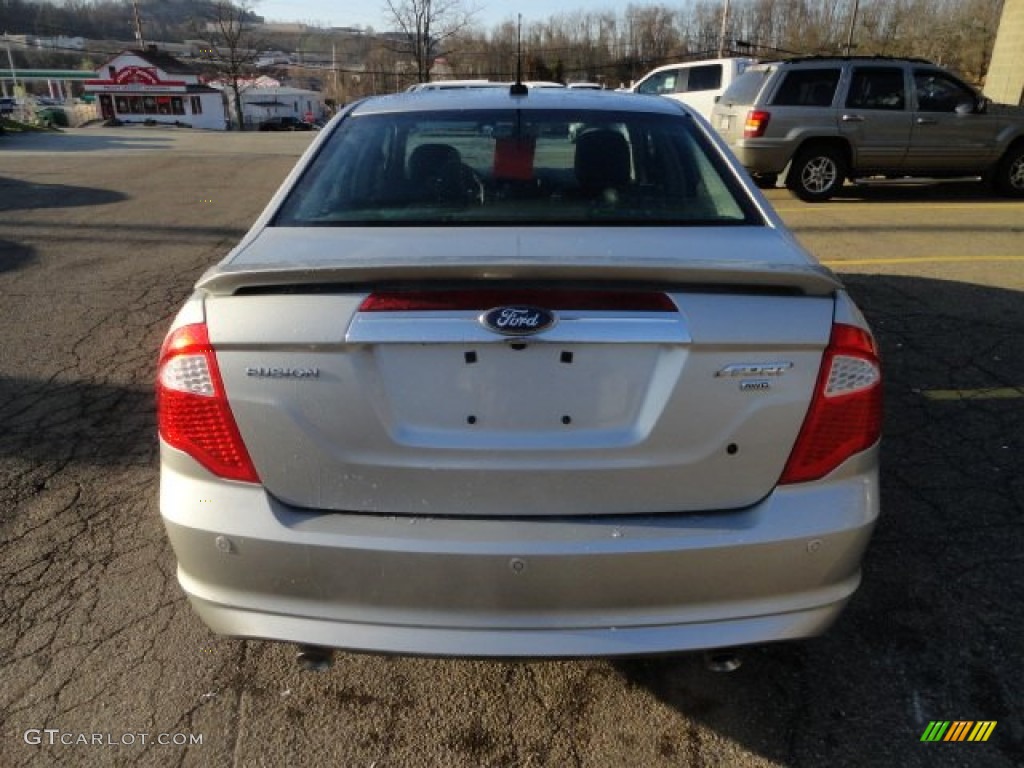 2010 Fusion Sport AWD - Brilliant Silver Metallic / Charcoal Black/Sport Black photo #3