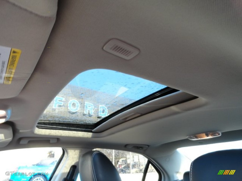 2010 Fusion Sport AWD - Brilliant Silver Metallic / Charcoal Black/Sport Black photo #15