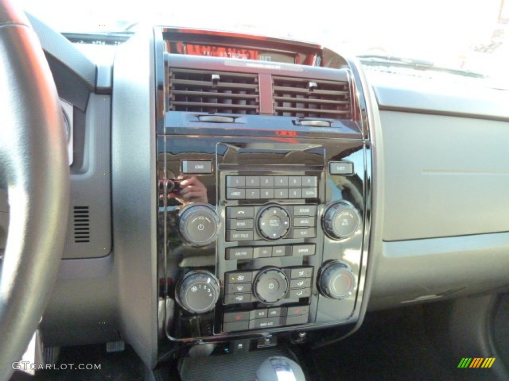 2009 Mercury Mariner VOGA Package 4WD Controls Photo #57787400