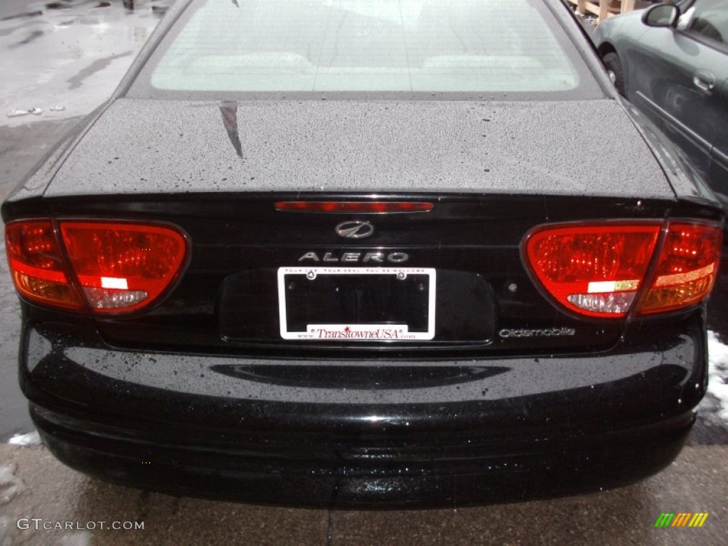 2001 Alero GX Sedan - Onyx Black / Pewter photo #11