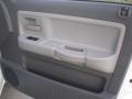 Bright White - Dakota ST Club Cab Photo No. 8