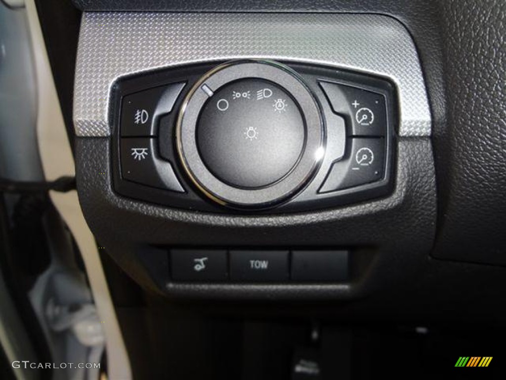 2012 Ford Explorer XLT Controls Photo #57794363