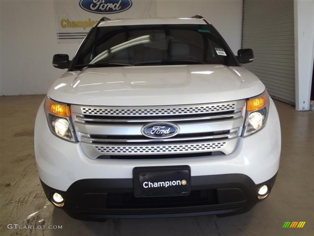 2012 Explorer XLT EcoBoost - White Platinum Tri-Coat / Medium Light Stone photo #2