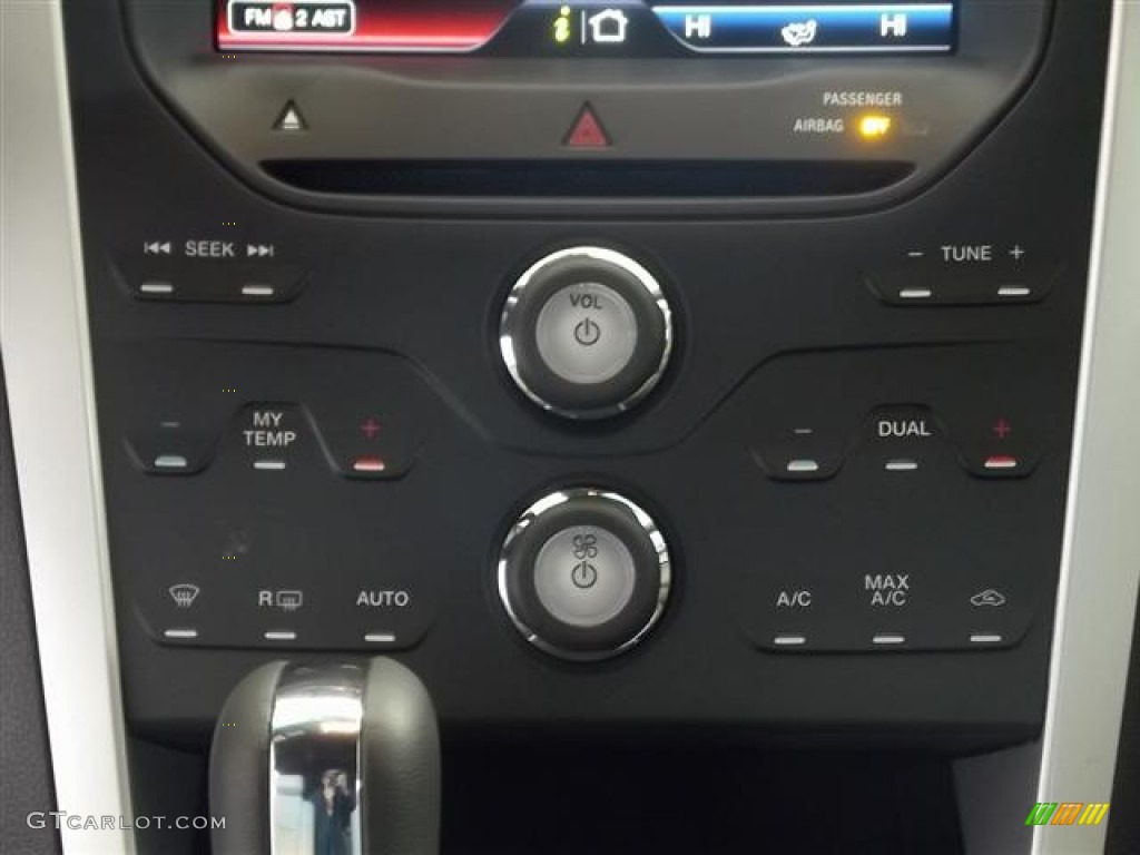 2012 Explorer XLT EcoBoost - White Platinum Tri-Coat / Medium Light Stone photo #16