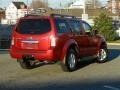 Red Brick - Pathfinder SE 4x4 Photo No. 4