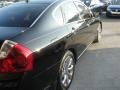 Black Obsidian - M 35 Sedan Photo No. 9
