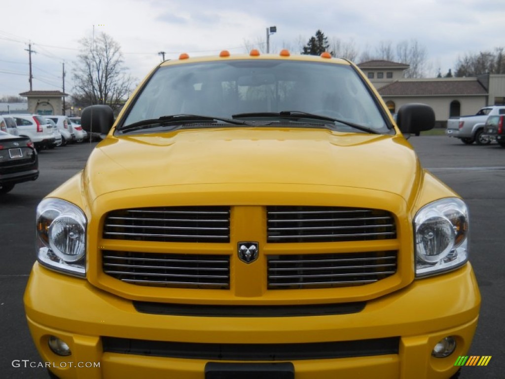 2008 Ram 1500 SLT Quad Cab 4x4 - Detonator Yellow / Medium Slate Gray photo #16