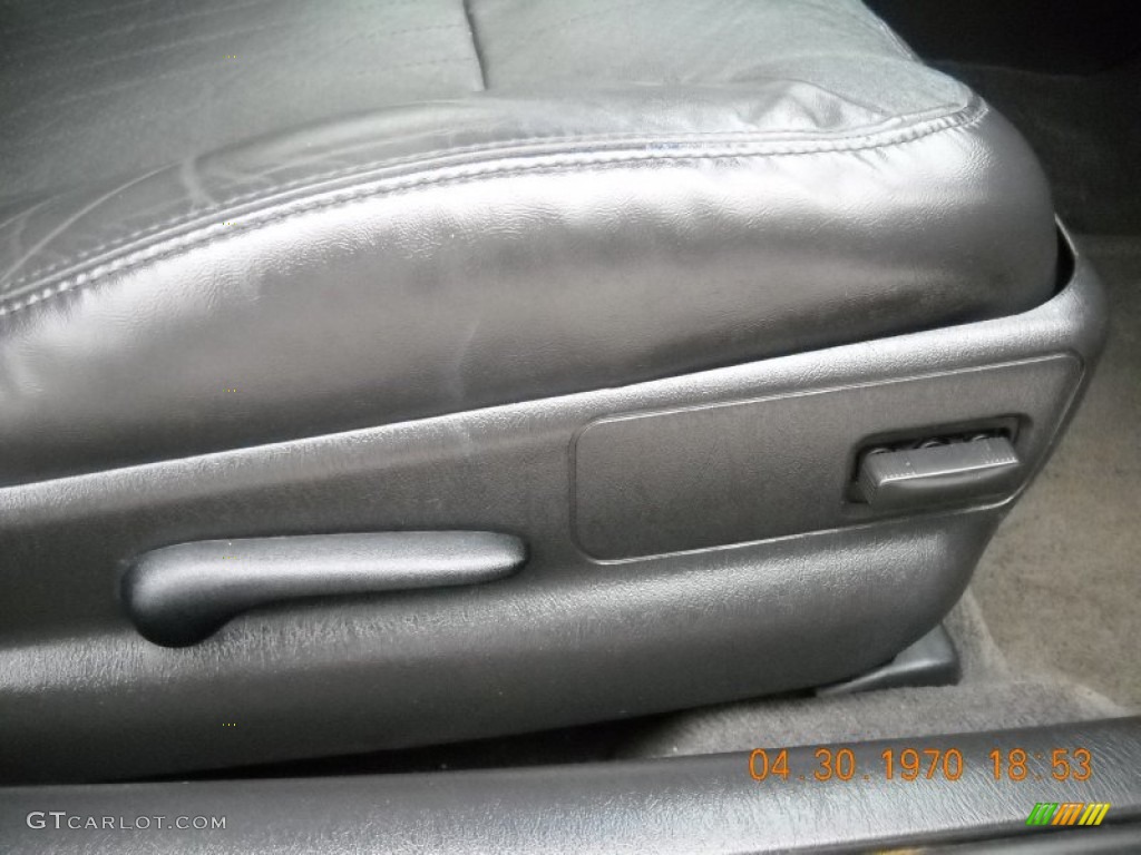 2001 Monte Carlo SS - Black / Ebony Black photo #32