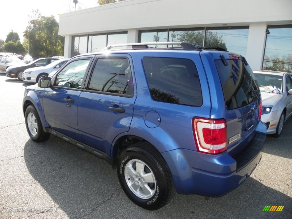 2010 Escape XLT 4WD - Sport Blue Metallic / Charcoal Black photo #4