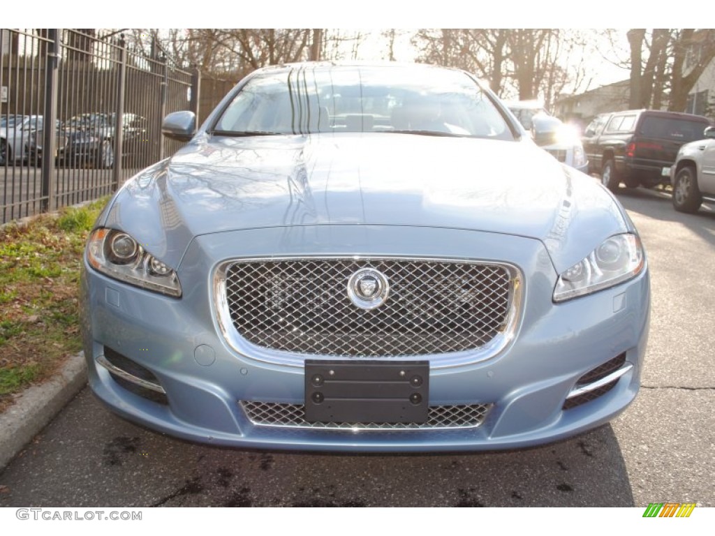 2011 XJ XJL - Frost Blue Metallic / Ivory/Truffle photo #2