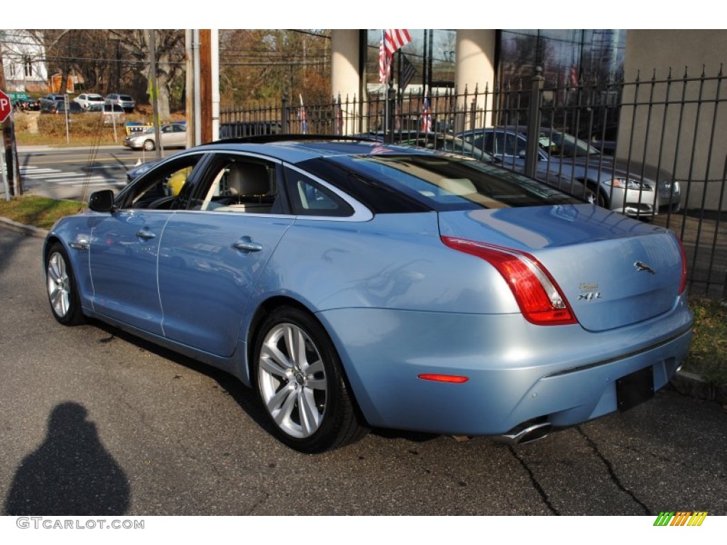 2011 XJ XJL - Frost Blue Metallic / Ivory/Truffle photo #4