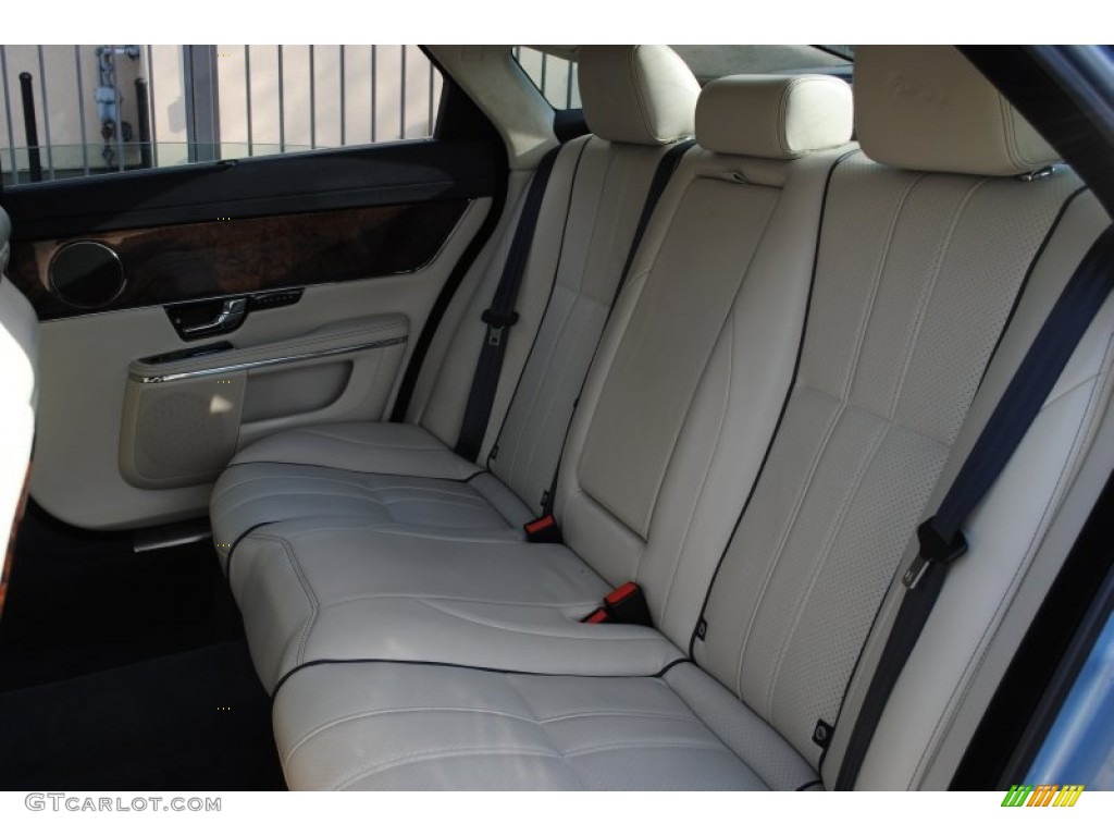 2011 XJ XJL - Frost Blue Metallic / Ivory/Truffle photo #16