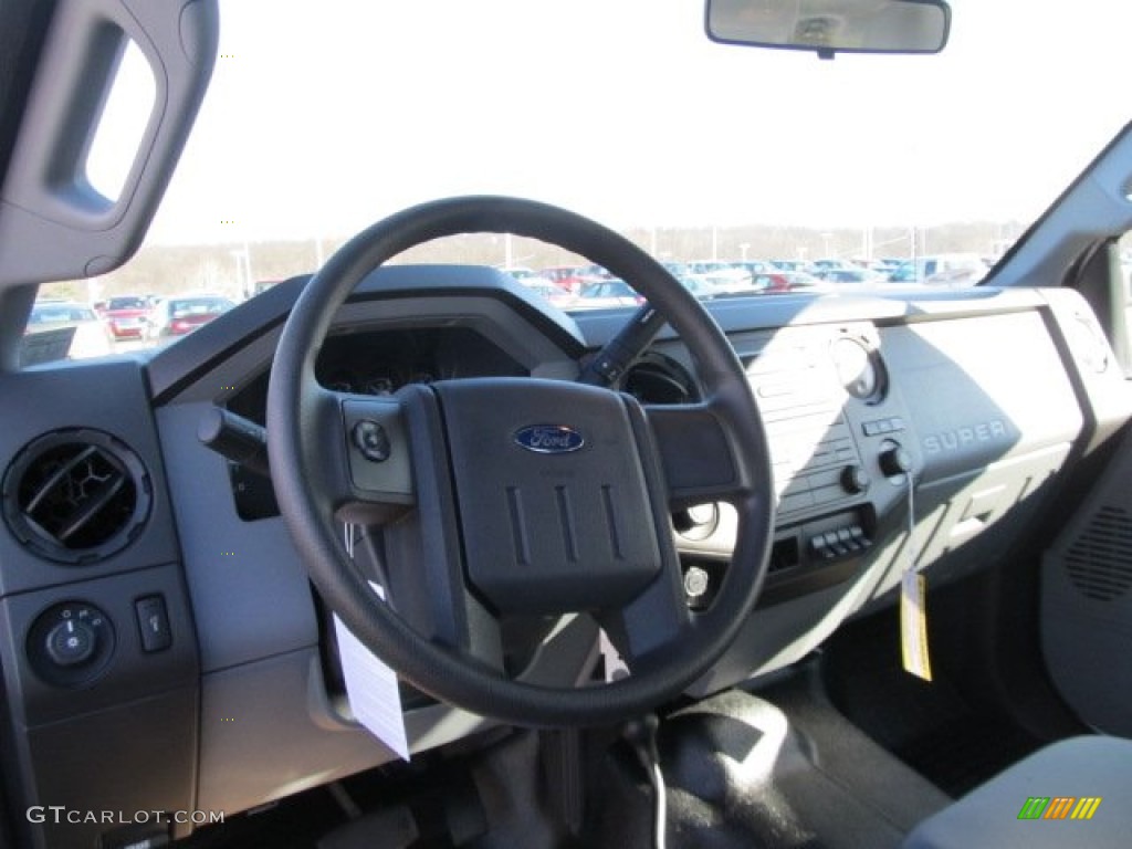 2012 F250 Super Duty XL SuperCab 4x4 - Oxford White / Steel photo #19