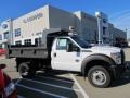 Oxford White - F550 Super Duty XL Regular Cab 4x4 Dump Truck Photo No. 2