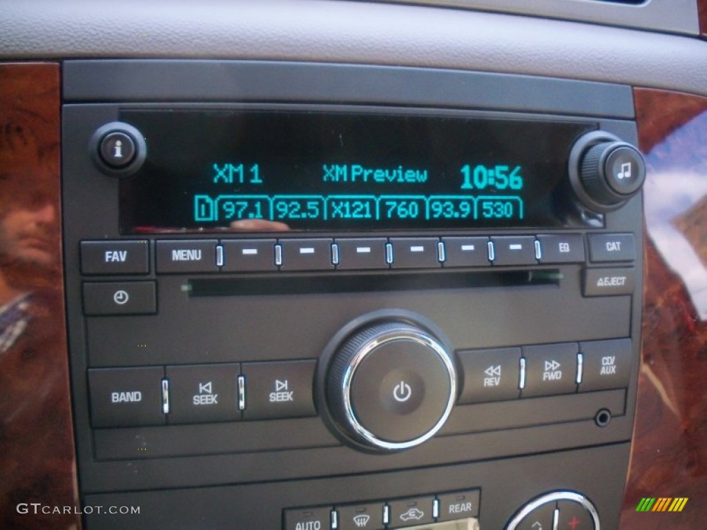 2012 Chevrolet Suburban 2500 LT Audio System Photos
