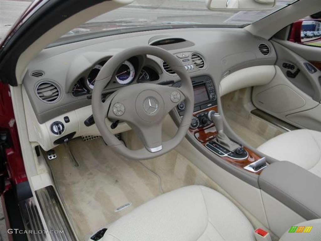 Natural Beige Interior 2011 Mercedes-Benz SL 550 Roadster Photo #57813694