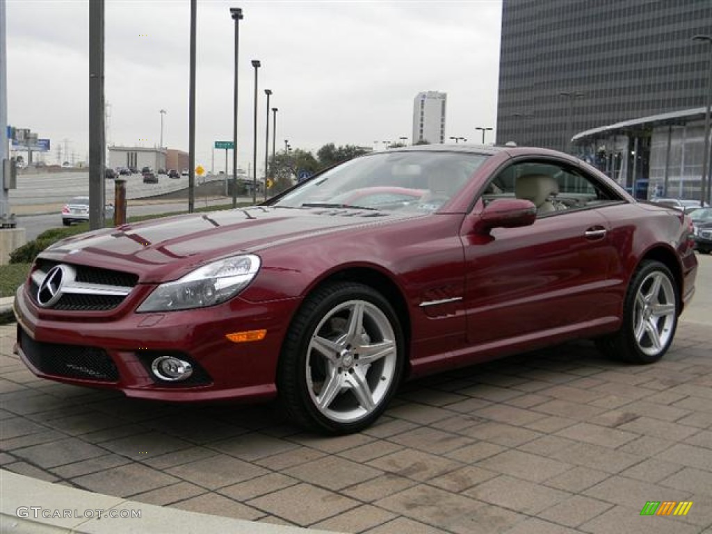 2011 SL 550 Roadster - Storm Red Metallic / Natural Beige photo #26