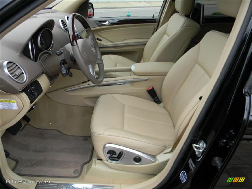Cashmere Interior 2010 Mercedes-Benz GL 350 BlueTEC 4Matic Photo #57814532