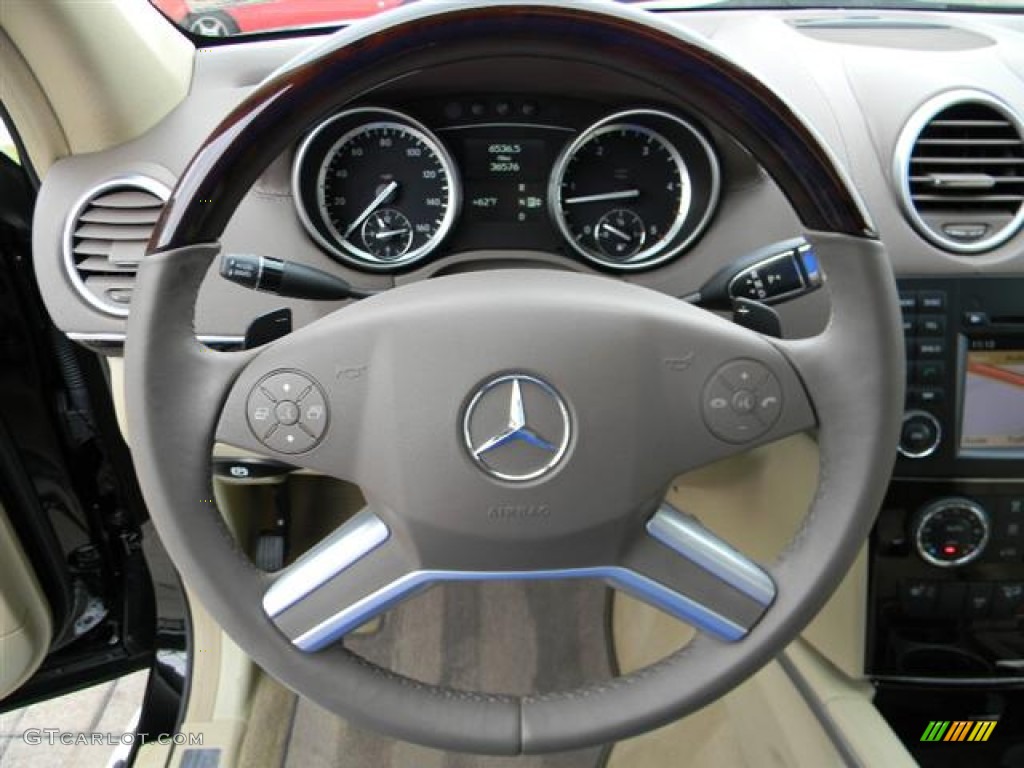 2010 Mercedes-Benz GL 350 BlueTEC 4Matic Cashmere Steering Wheel Photo #57814622