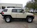 Sandstorm Metallic - FJ Cruiser 4WD Photo No. 4