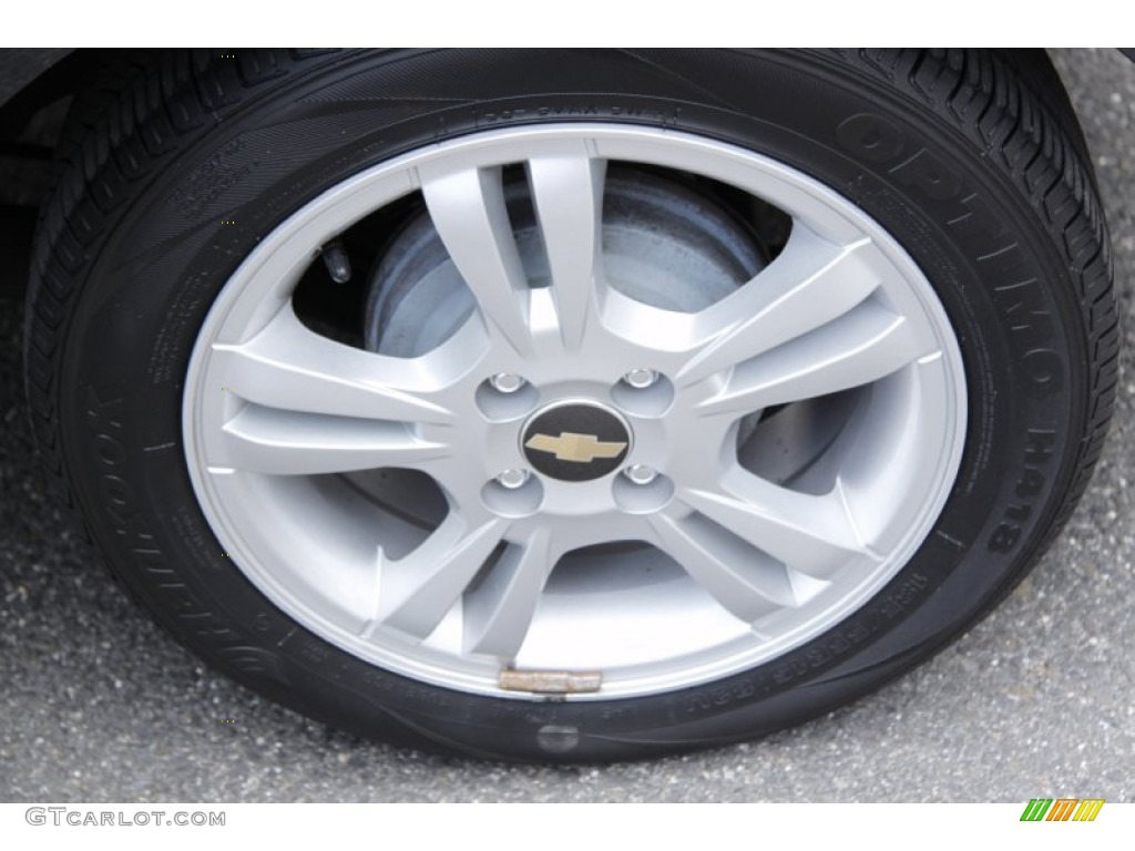 2009 Chevrolet Aveo Aveo5 LT Wheel Photo #57815663