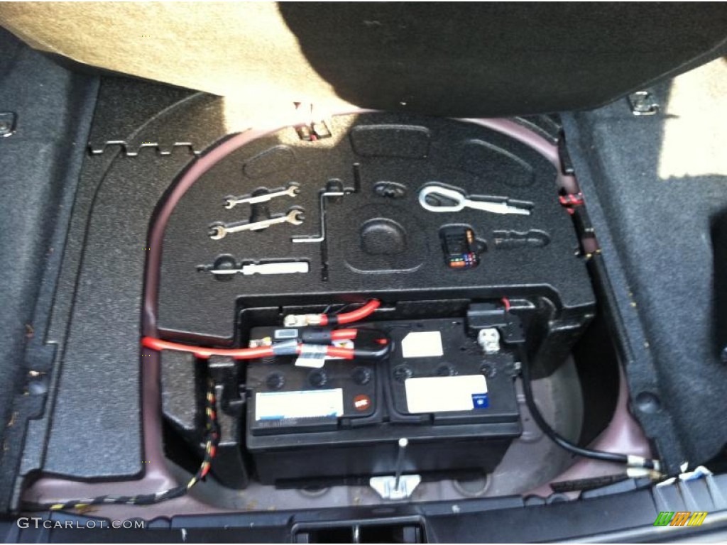 2005 BMW 6 Series 645i Coupe Trunk Photo #57817705