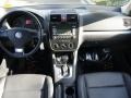 Black - Jetta SE Sedan Photo No. 6