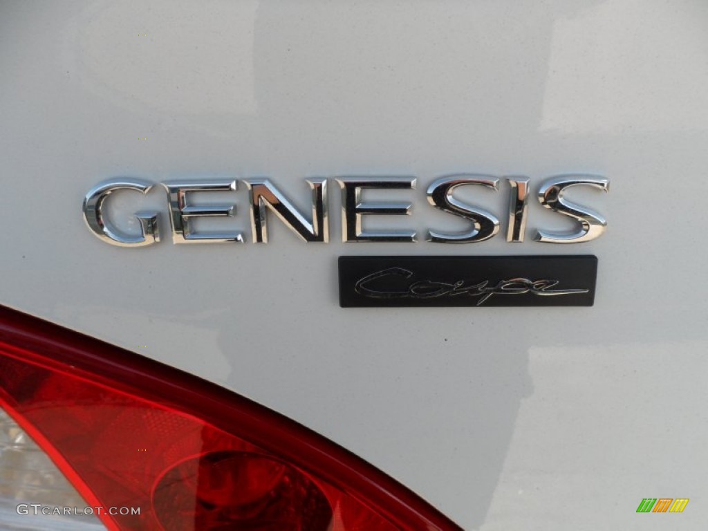 2012 Hyundai Genesis Coupe 2.0T Marks and Logos Photo #57824642