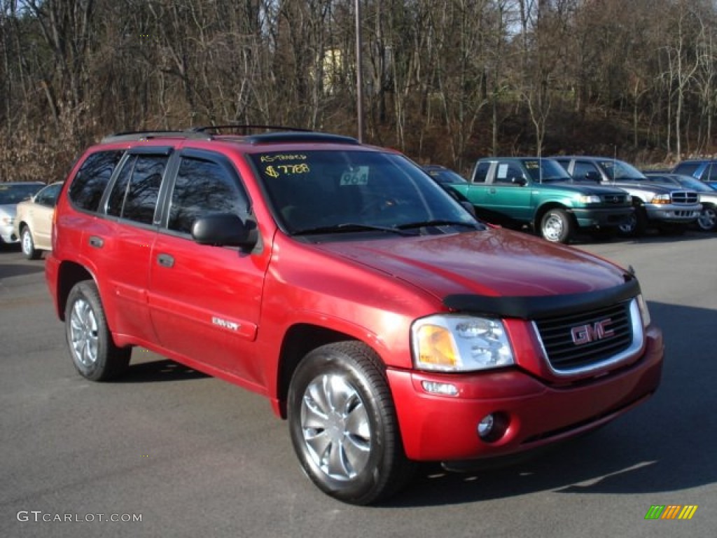 2002 Envoy SLT 4x4 - Magnetic Red Metallic / Dark Pewter photo #1