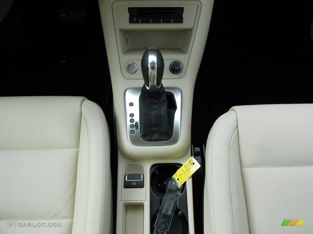 2012 Tiguan SEL - Deep Black Metallic / Beige photo #18